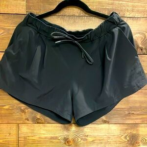 Lululemon Black Women Shorts Size 8